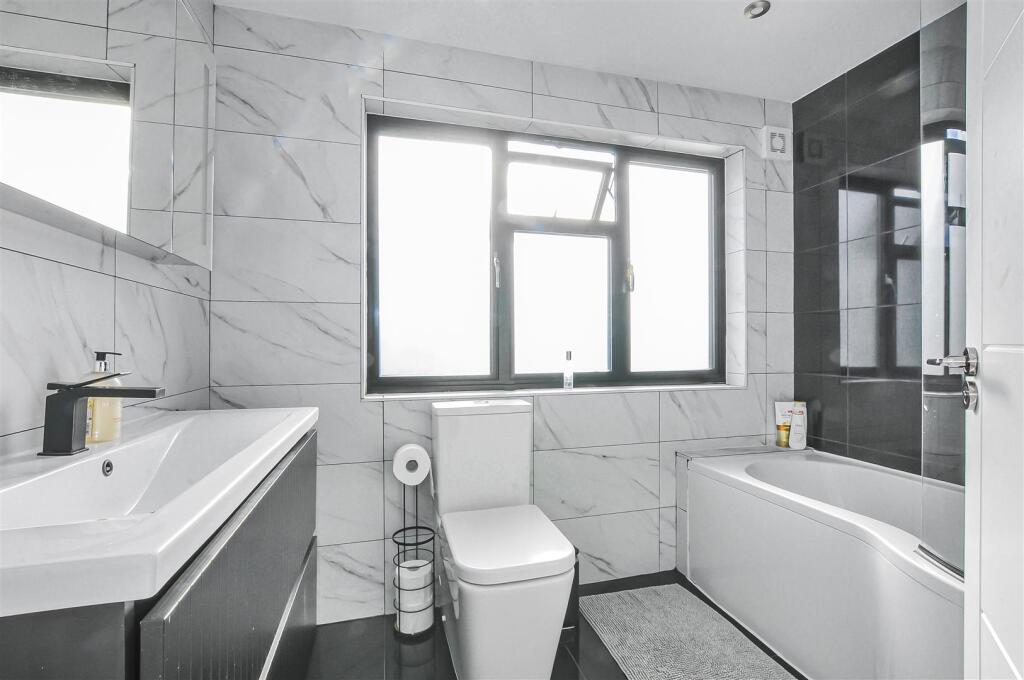 Additional image 9 of Burston Drive, Park Street, St. Albans