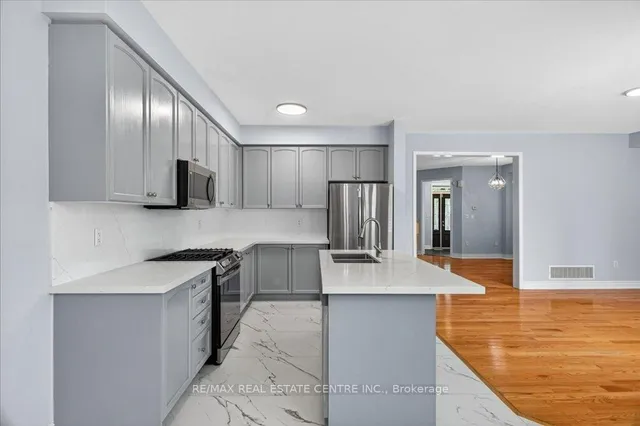 Additional image 10 of 852 Bessy Tr