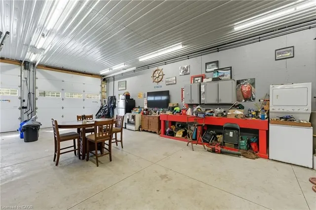 Additional image 29 of 146 Lynden Rd