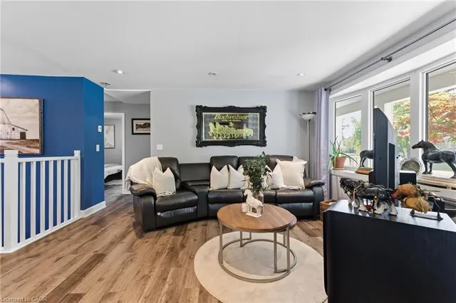 Additional image 12 of 146 Lynden Rd