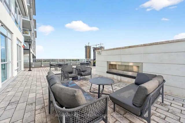 Additional image 41 of 1050 Main St Unit 114