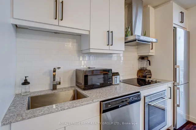 Additional image 14 of 2087 Fairview St Unit 1002