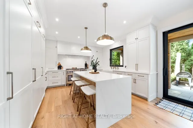 Additional image 18 of 166 Foxridge Dr