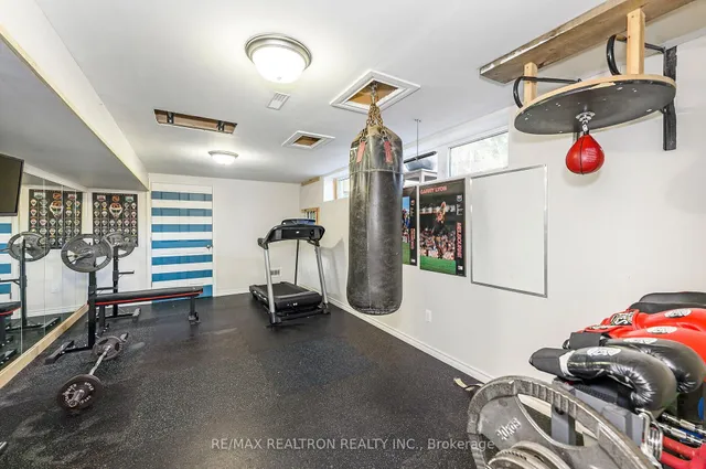 Additional image 40 of 5472 Randolph Cres