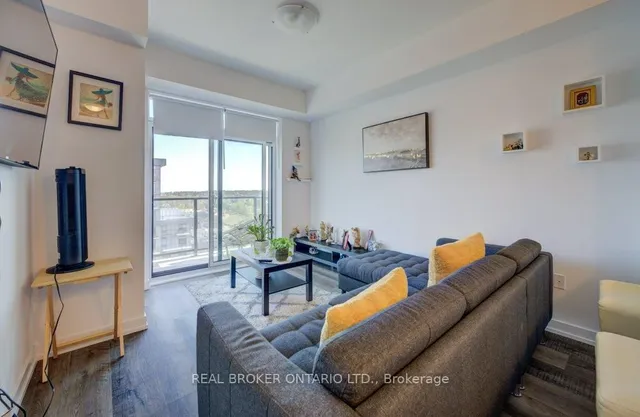 Additional image 3 of 460 Dundas St Unit 1108