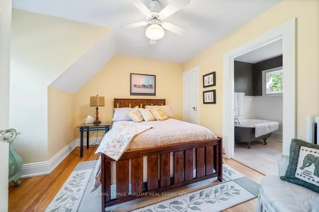 Additional image 24 of 3104 First St