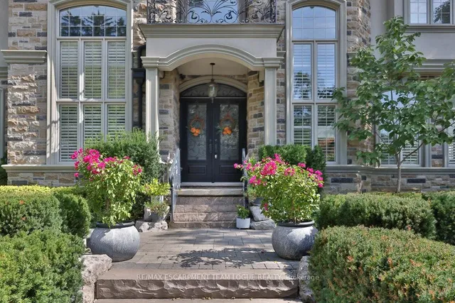 Additional image 2 of 2229 Lakeshore Rd