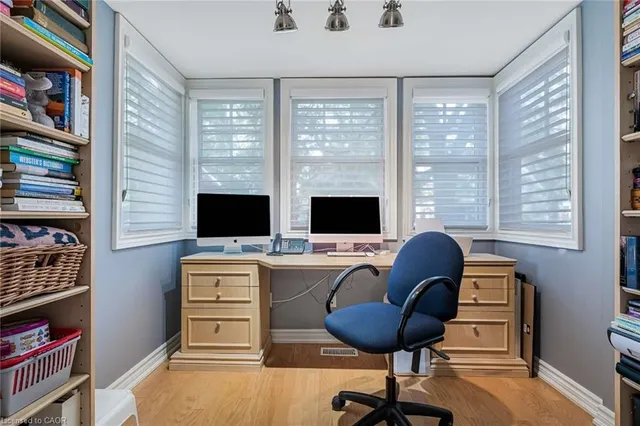 Additional image 20 of 313 Delaware Ave