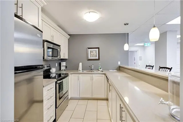 Additional image 34 of 125 Wilson St Unit 108