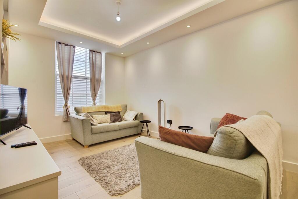 Additional image 4 of Stonehills, Welwyn Garden City