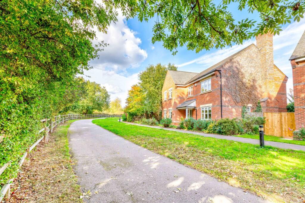Additional image 23 of Rosemary Drive, London Colney, St. Albans, Hertfordshire, AL2