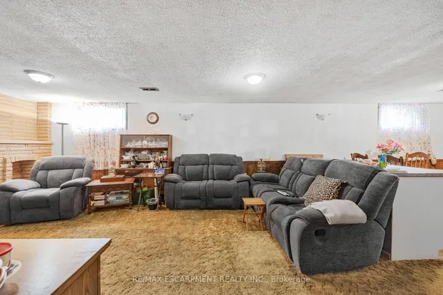 Additional image 32 of 1196 Dowland Cres