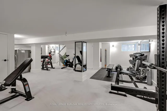 Additional image 27 of 534 Hager Ave