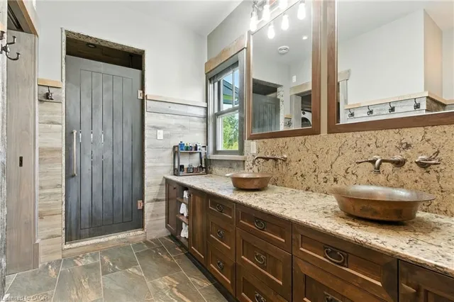 Additional image 11 of 437 6th Concession Rd