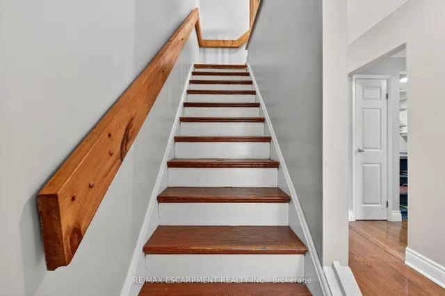 Additional image 18 of 341 Wilson Dr Unit 16