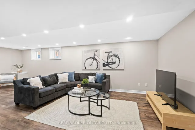 Additional image 36 of 565 Attenborough Terr