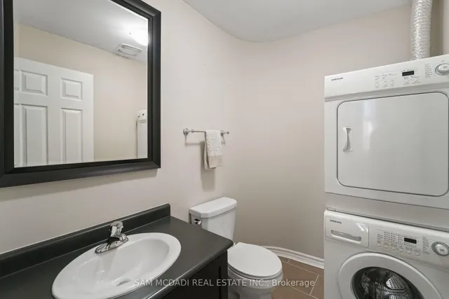 Additional image 10 of 80 King William St Unit 301