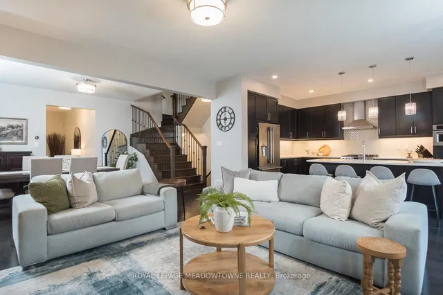 Additional image 17 of 390 Ramsey Pl