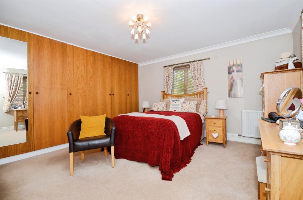 Additional image 5 of Redhall End, Colney Heath, St. Albans