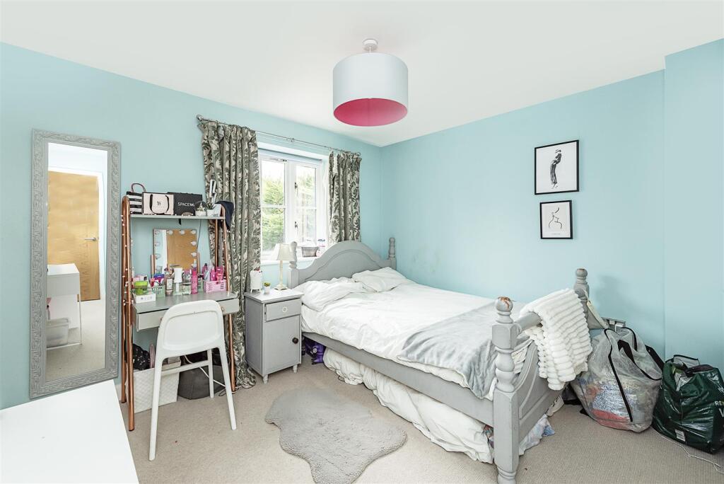 Additional image 7 of Iris Close, Willoughby Road, Harpenden