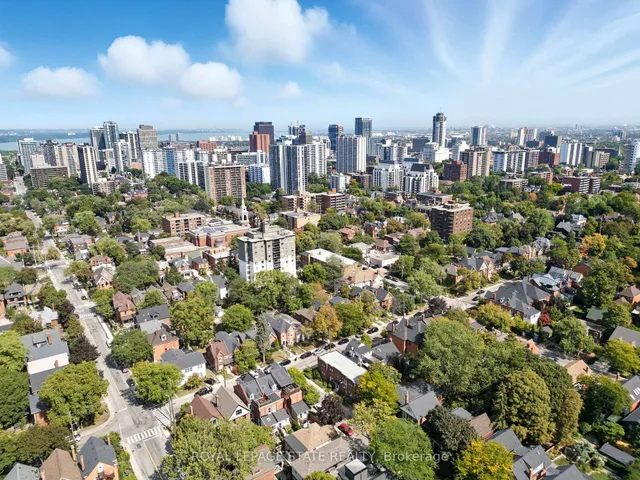 Additional image 40 of 13 Bruce St