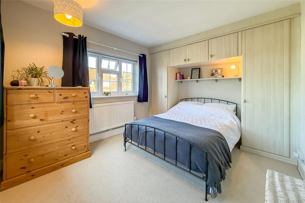 Additional image 6 of Bloomfield Road, Harpenden, Hertfordshire, AL5