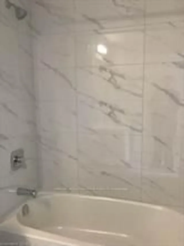 Additional image 13 of 15 Queen St Unit 714