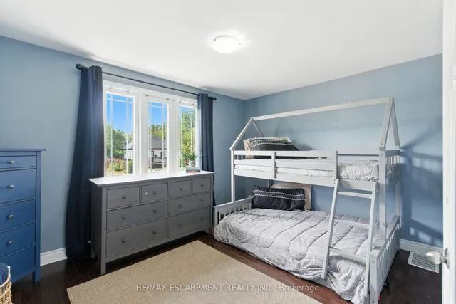 Additional image 20 of 289 East 25th St