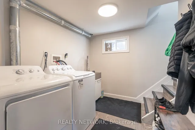 Additional image 36 of 716 Upper Ottawa St