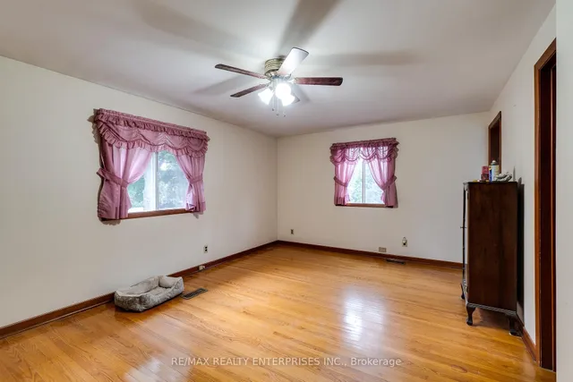 Additional image 37 of 12909 5th Line