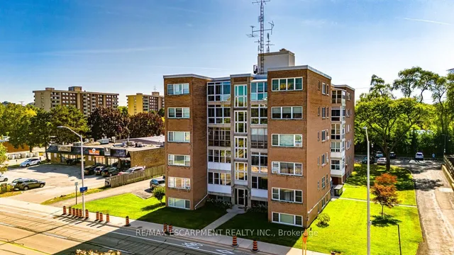 Property image for 824 Brant St Unit 8