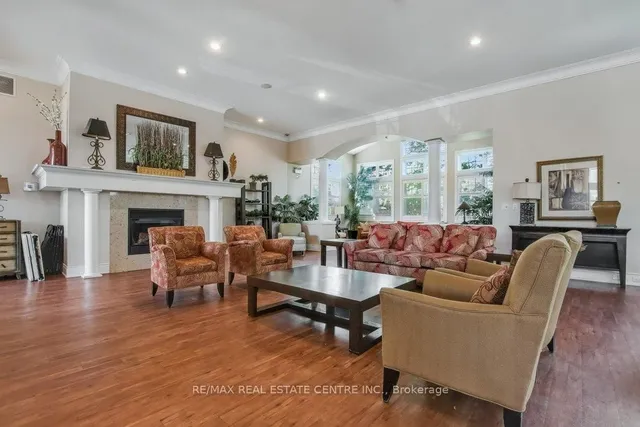 Additional image 36 of 1479 Maple Ave Unit 407