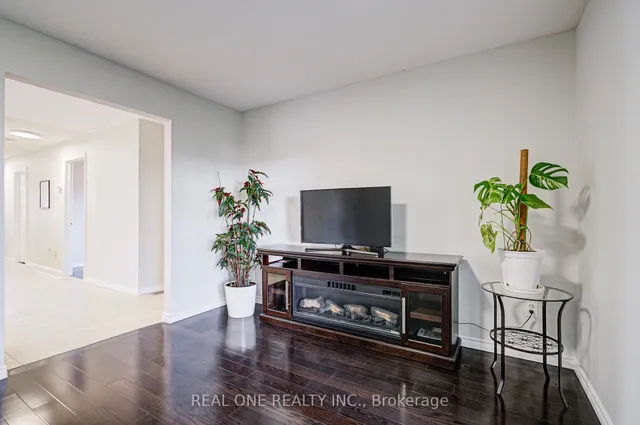 Additional image 5 of 79 Lorenzo Dr