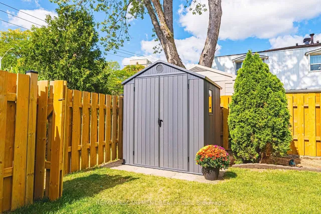 Additional image 37 of 469 Claridge Rd Unit 1