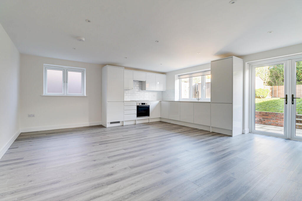 Additional image 2 of Grove Road, Harpenden, Hertfordshire, AL5