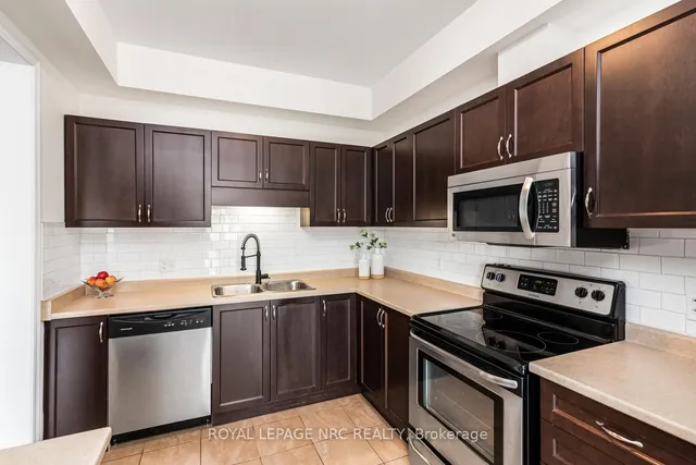 Additional image 15 of 45 Seabreeze Cres Unit 22