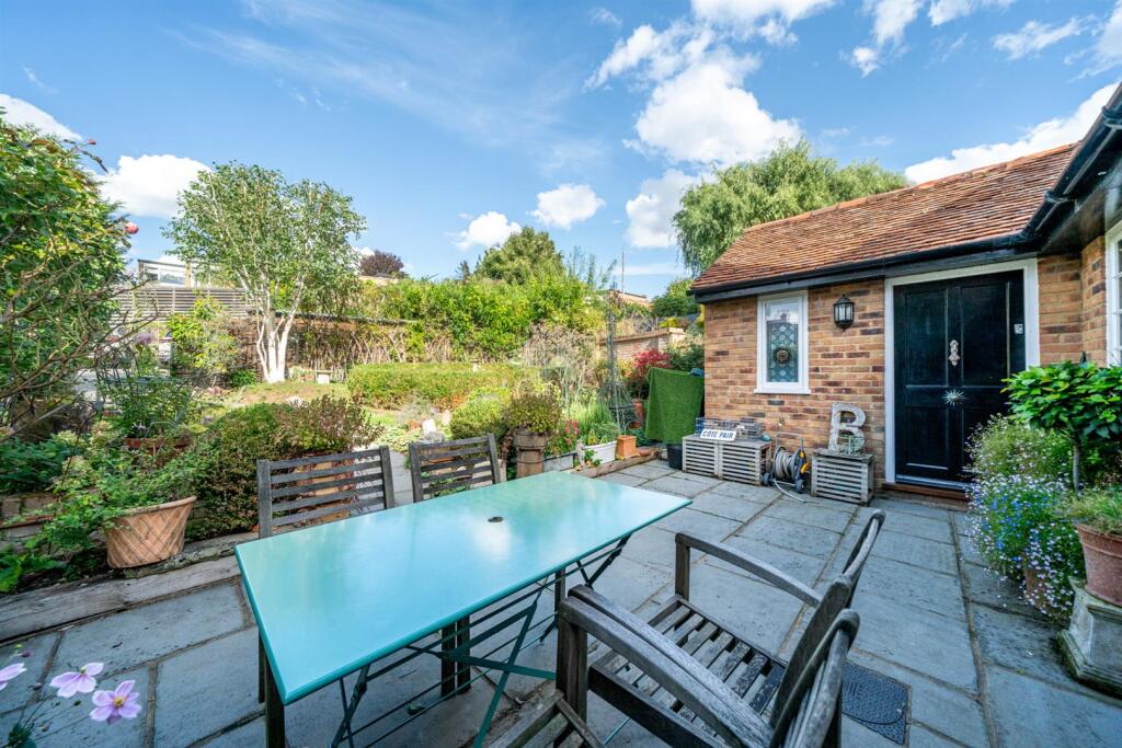 Additional image 29 of Fishpool Street, St. Albans