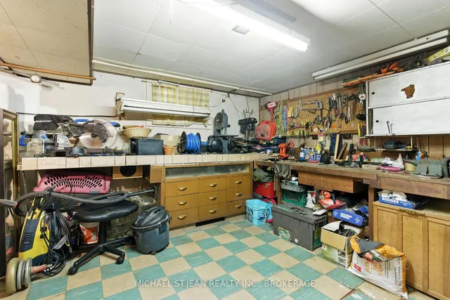 Additional image 37 of 608 Fennell Ave