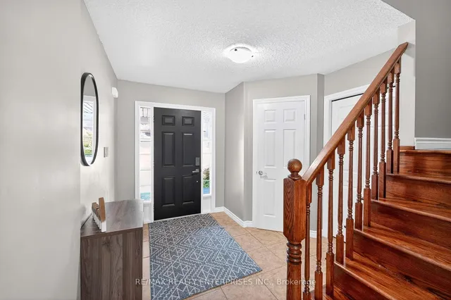 Additional image 4 of 1366 Upper Paradise Rd