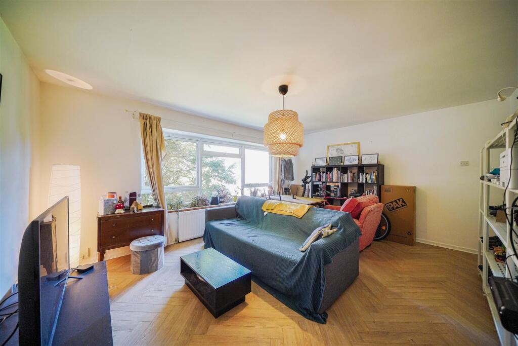 Additional image 3 of Moor Green Lane, Moseley, Birmingham