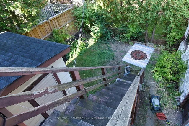 Additional image 37 of 14 Spruceside Ave