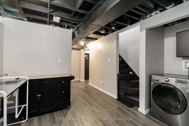 Additional image 24 of 1517 Evans Terr