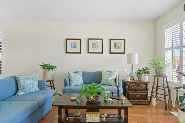 Additional image 8 of 20 Diamond Crt