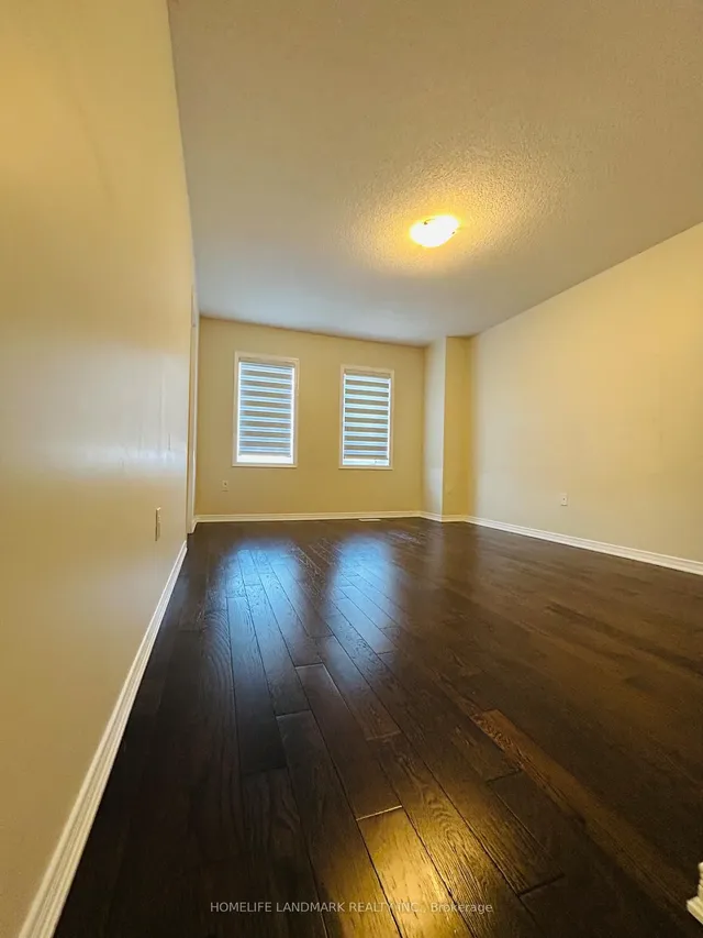 Additional image 22 of 97 Cactus Cres