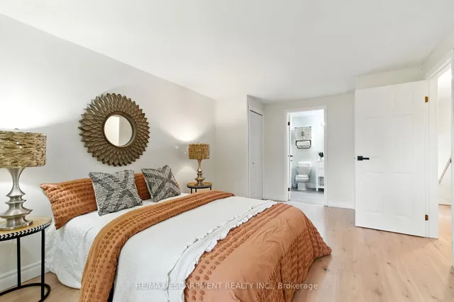 Additional image 16 of 1423 Thornton Rd