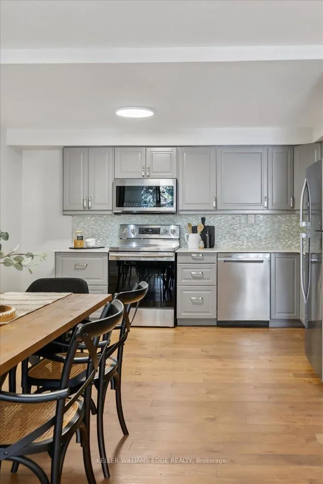 Additional image 19 of 165 Bold St Unit 304