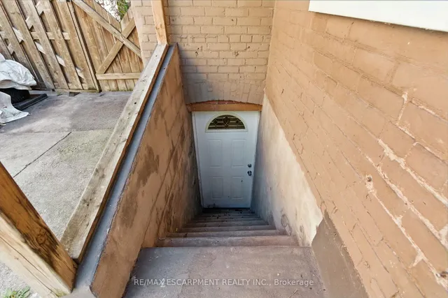 Additional image 33 of 487 Catharine St