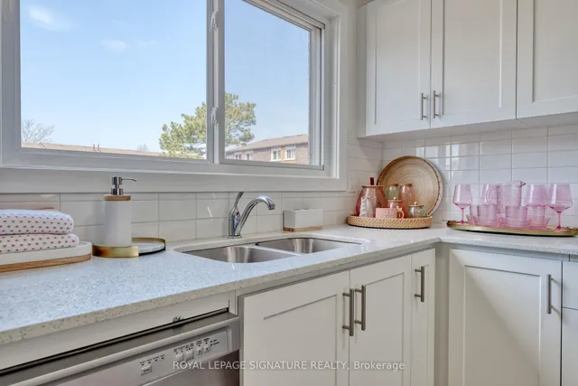 Additional image 3 of 20 Anna Capri Dr Unit Unit 26