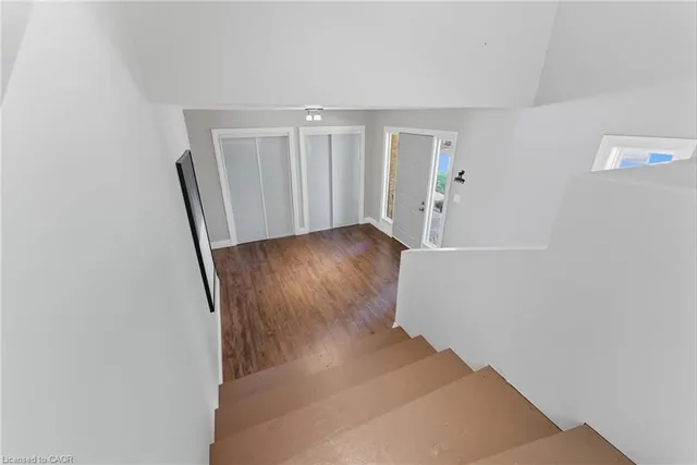 Additional image 10 of 792 6th Con Rd W