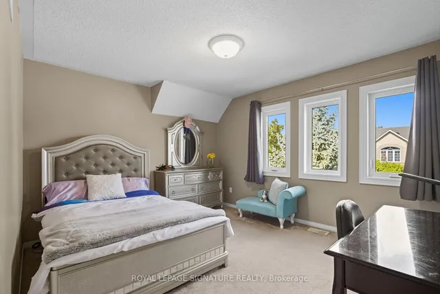 Additional image 24 of 2105 Newell Cres